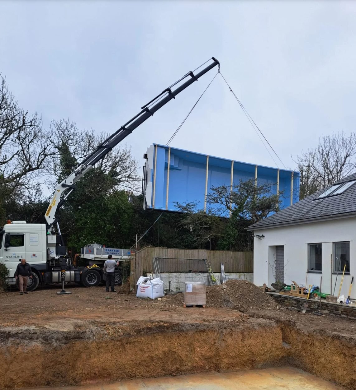 Pool shell craned into position at Coverack